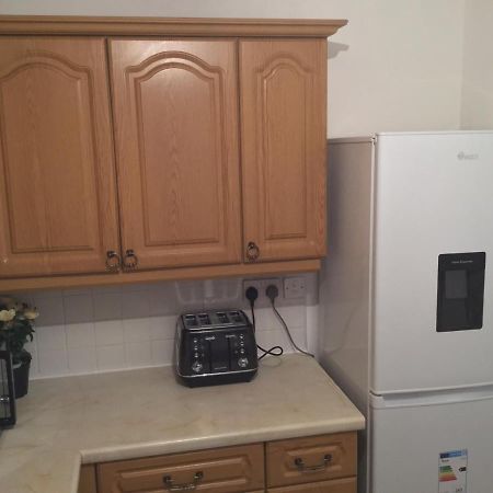 Apartamento Quiet Residential Area Within Easy Reach Of Town Mánchester Exterior foto