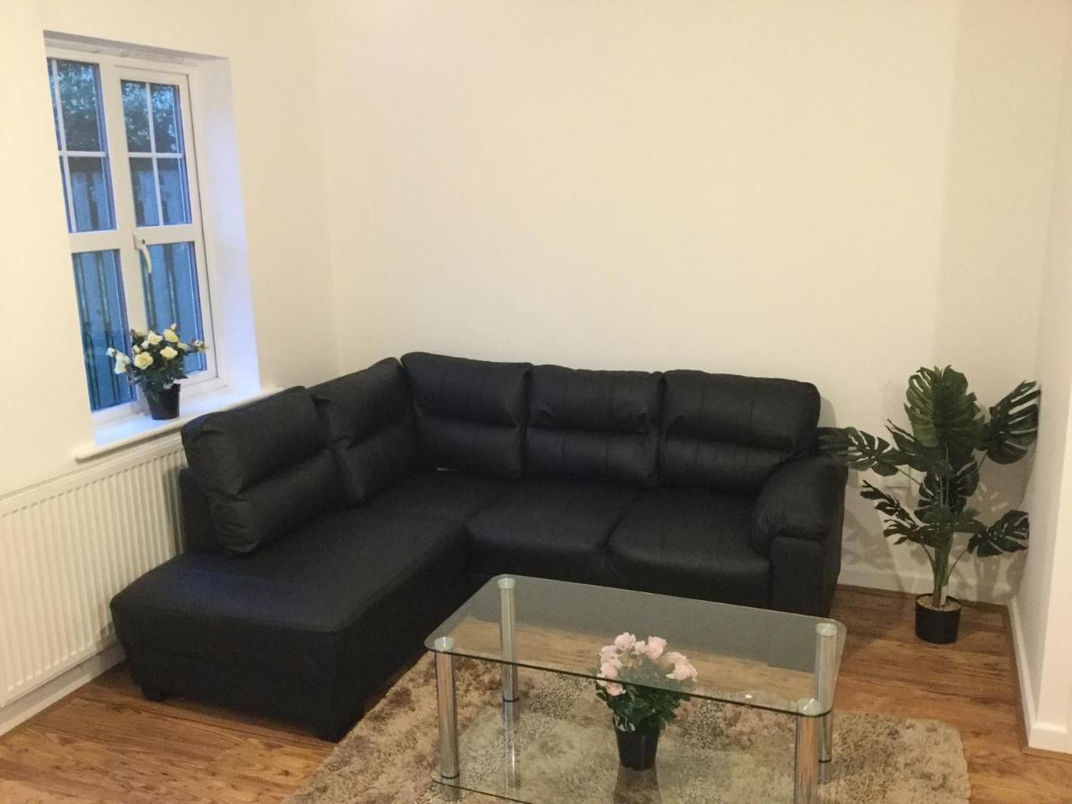Apartamento Quiet Residential Area Within Easy Reach Of Town Mánchester Exterior foto